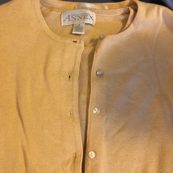 Sweater set - Picture 2 of 2